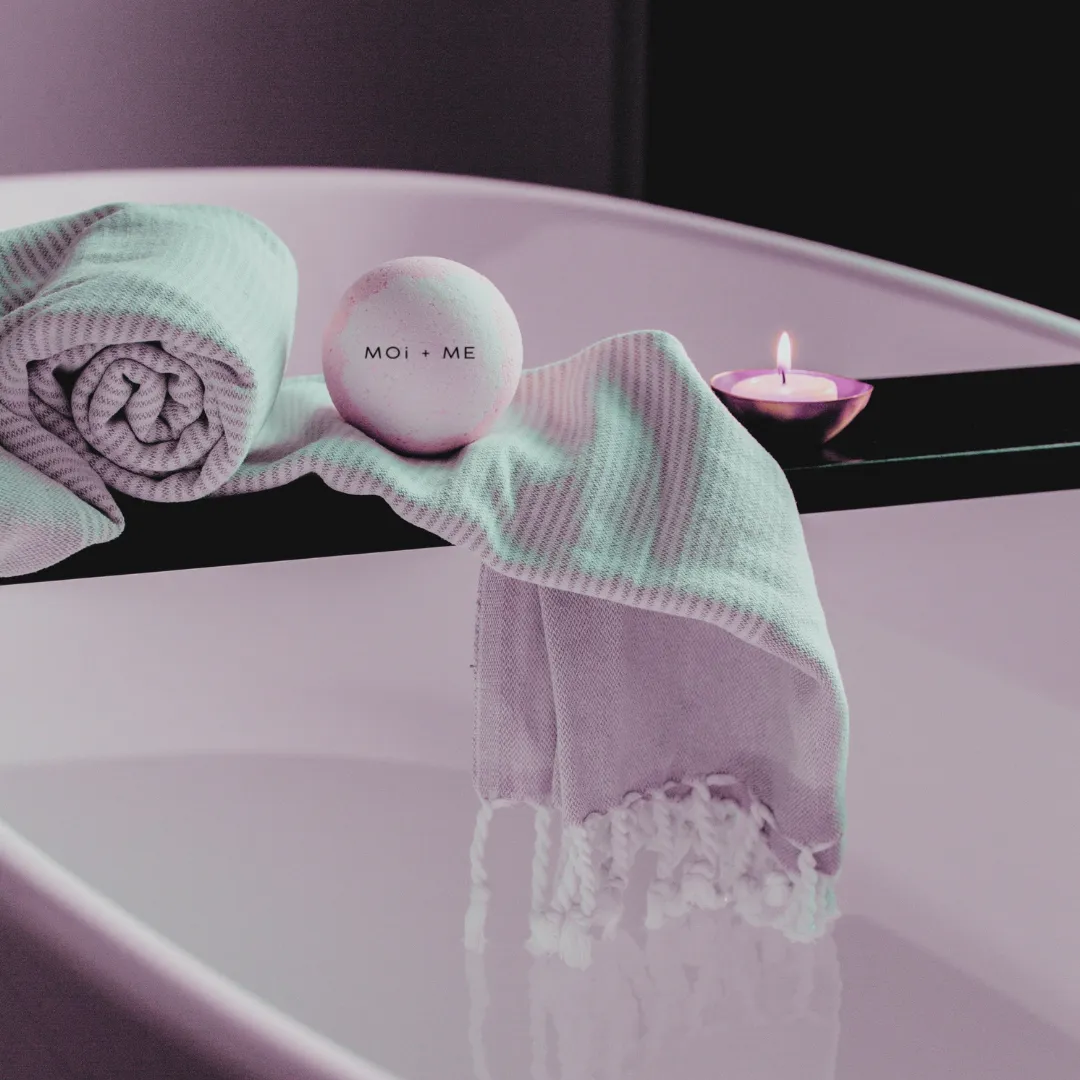 MOi   ME Moment Bath Melt